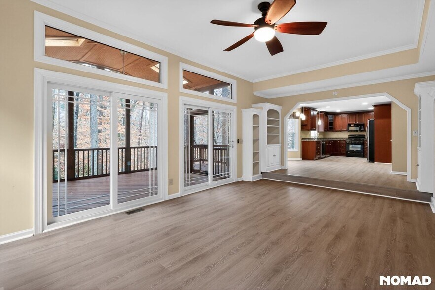 Building Photo - 319 Montibello Dr