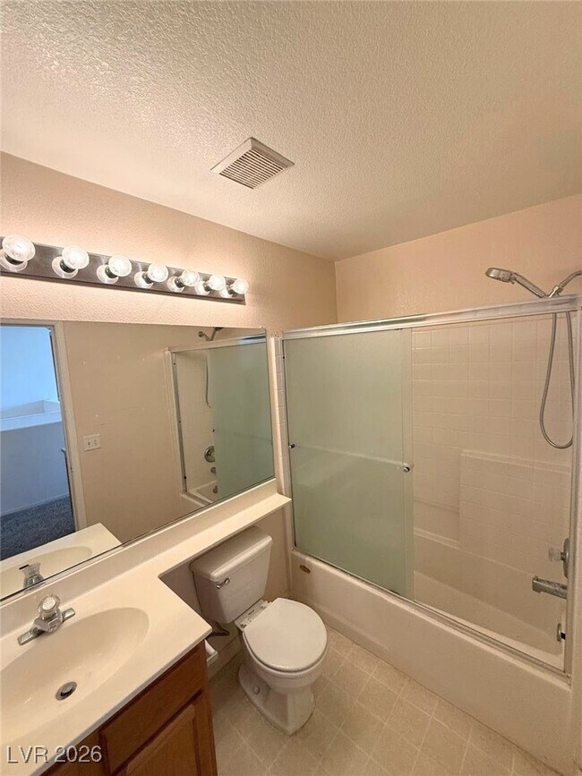 Building Photo - 664 Solitude Point Ave