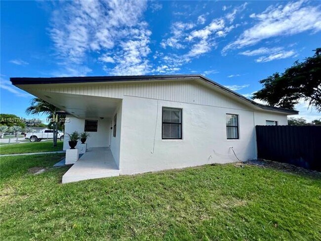 Building Photo - 11950 SW 199th St