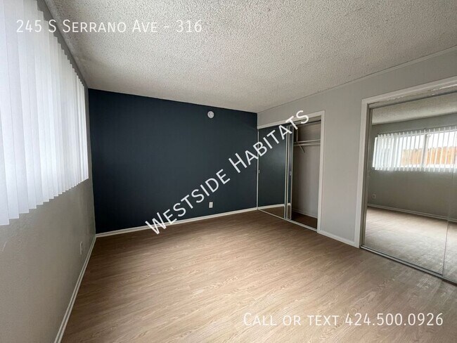 Building Photo - 245 Serrano Ave