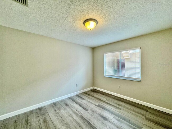 Building Photo - 18112 Canal Pointe St