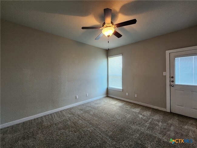 Building Photo - 1143 Creekside Orchard