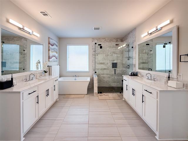 Building Photo - 1308 Redbrick Ln