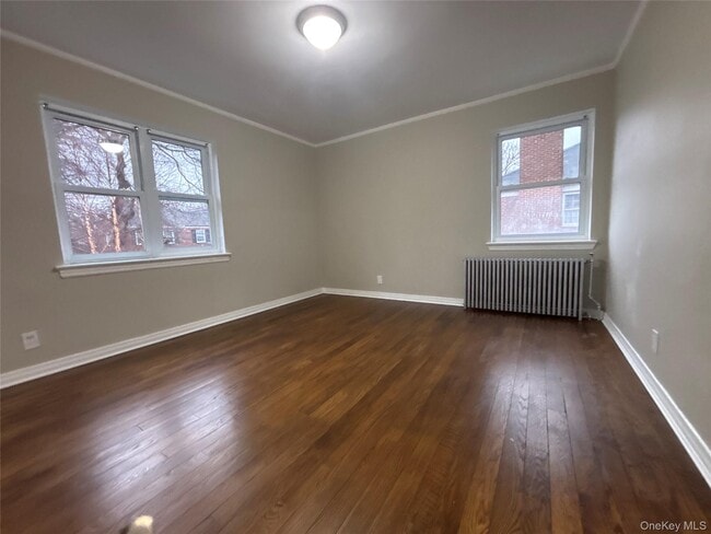 Building Photo - 37 Spruce St