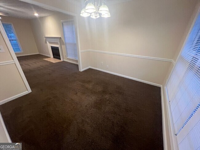 Building Photo - 1233 Crystal Bend