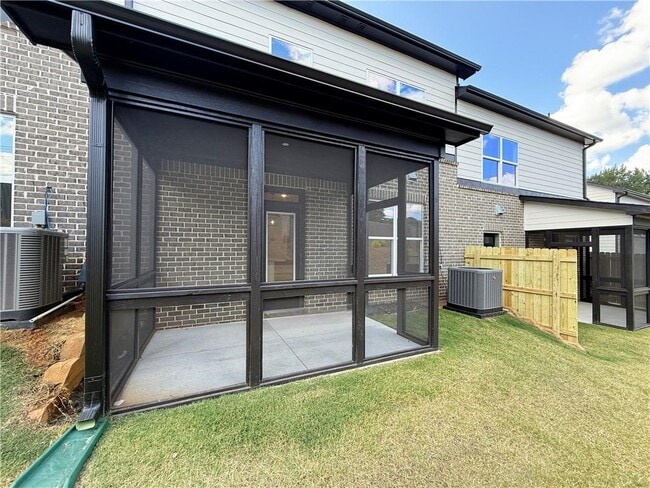 Building Photo - 5722 Urban Vlg Wy