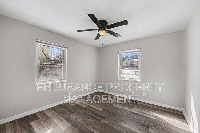 Building Photo - 326 Ernst Ave