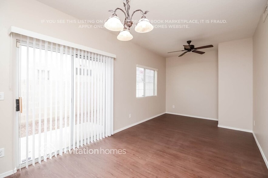 Building Photo - 1007 W Libra Dr