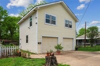 Building Photo - 400 Robertson St