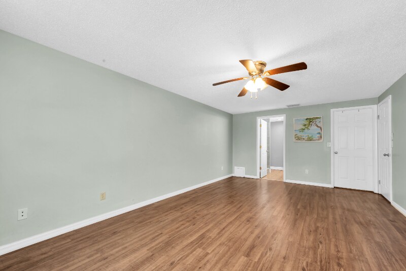 Building Photo - 502 Timber Bay Cir E