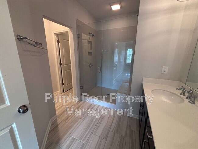 Building Photo - 745 Hamilton Cir SE