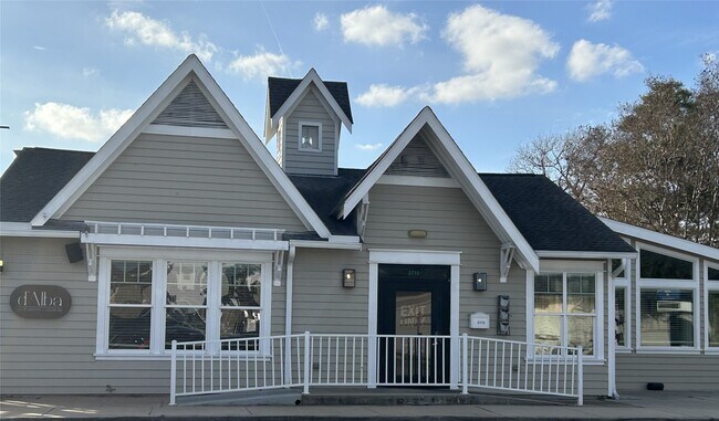 Building Photo - 1027 Althea Dr