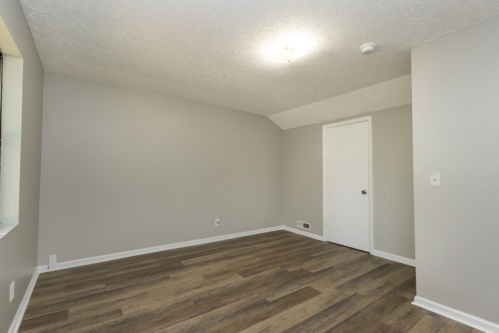 Building Photo - 13797 Tanoka Ct