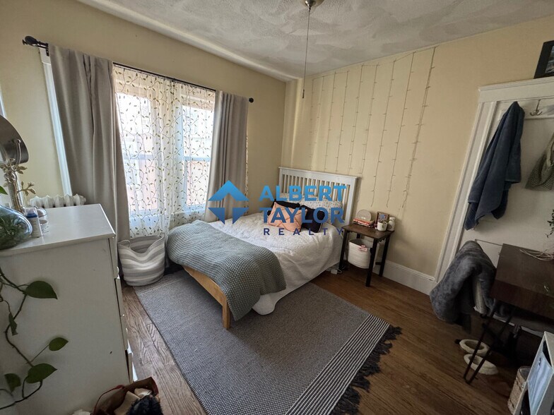 Building Photo - 97 Kilsyth Rd