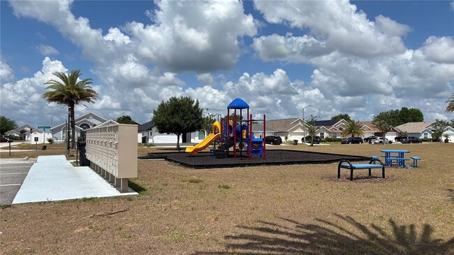 Building Photo - 252 Bramley Ct