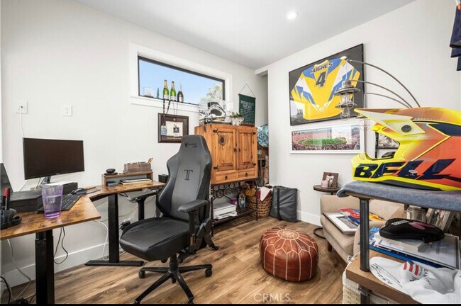 Building Photo - 241 Bennett Ave