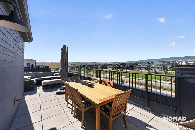 Building Photo - 9695 Browns Peak Cir