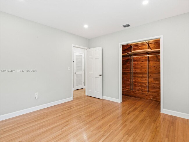 Building Photo - 680 NE 81st St