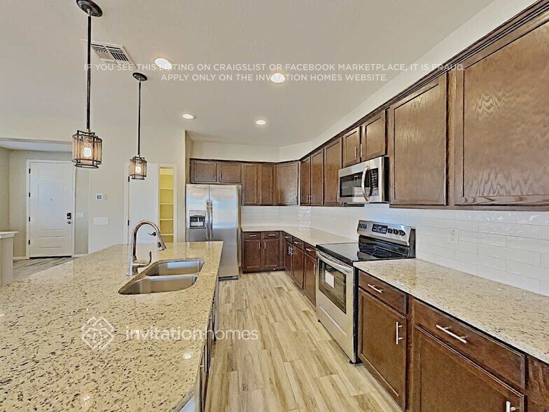 Building Photo - 19908 W Lincoln St