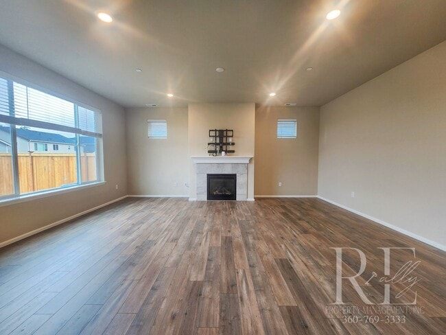 Building Photo - 1459 Baker Hts Lp