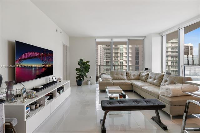 Building Photo - 1100 S Miami Ave