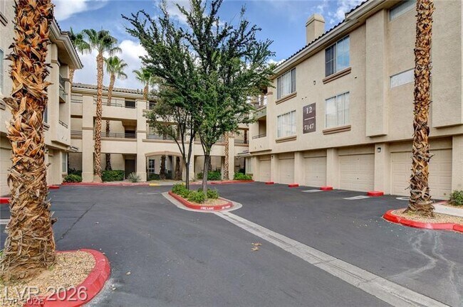 Building Photo - 7167 S Durango Dr