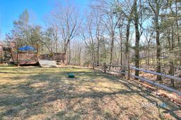 Building Photo - 10 Tiffany Ln