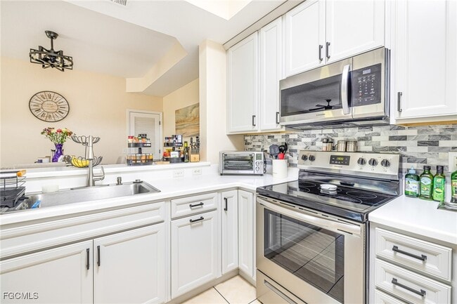 Building Photo - 9055 Colby Dr