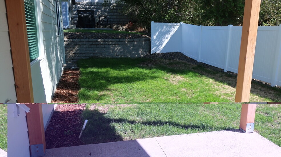 Building Photo - 1099 S New Oak Ln