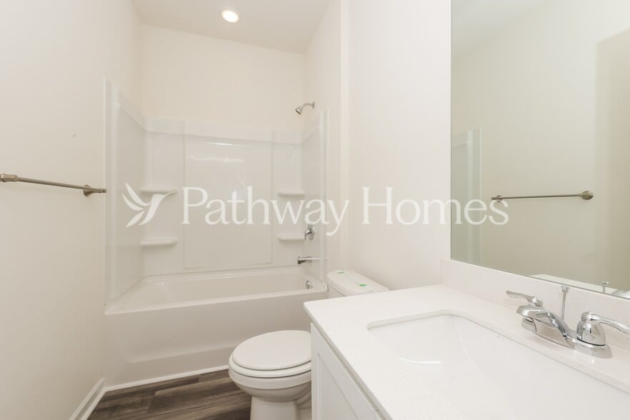 Building Photo - 209 Wild Daisy Wy