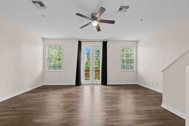 Building Photo - 3008 Bayshore Pointe Dr