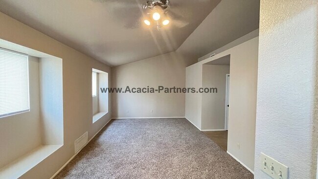 Building Photo - Three Bedroom In East Pointe Estates II