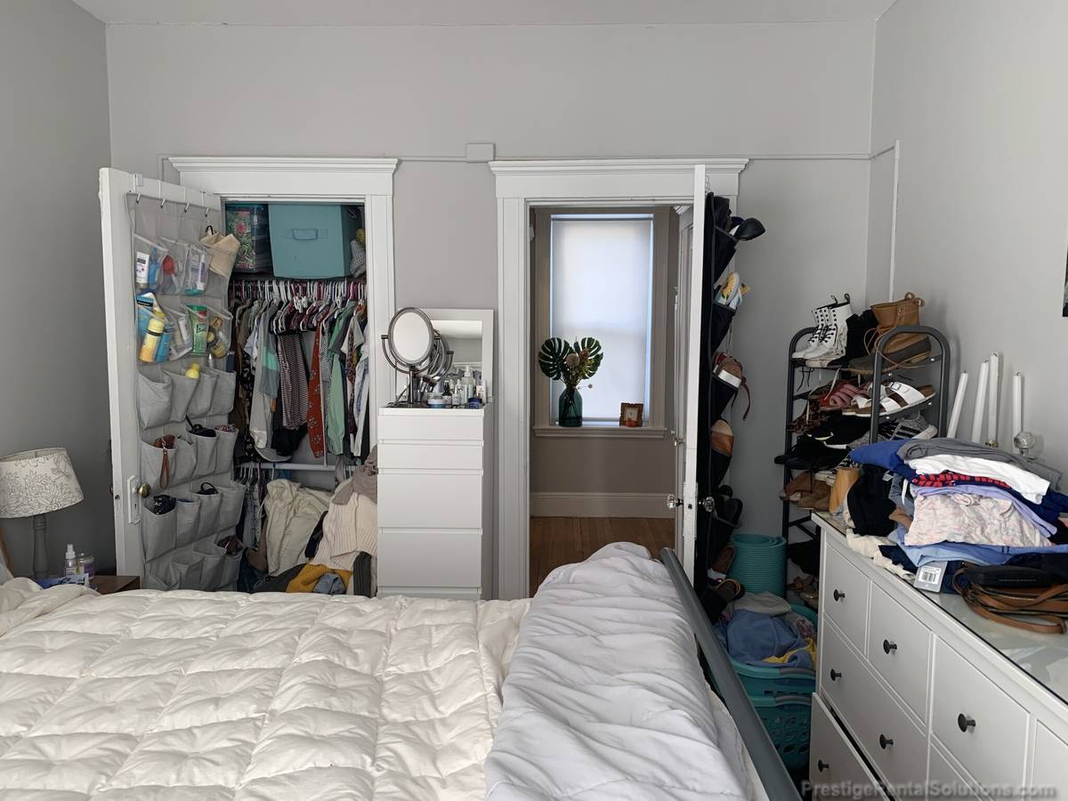 Building Photo - 60 Woodstock Ave