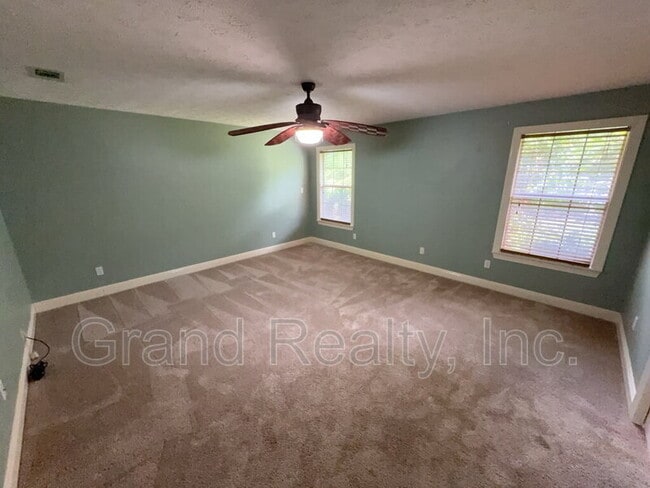 Building Photo - 5212 Jim Dandy Ln