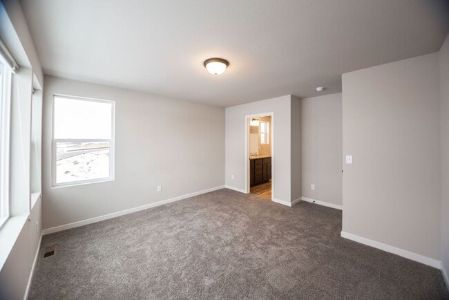 Building Photo - Beautiful Home in Mosaic Neighborhood