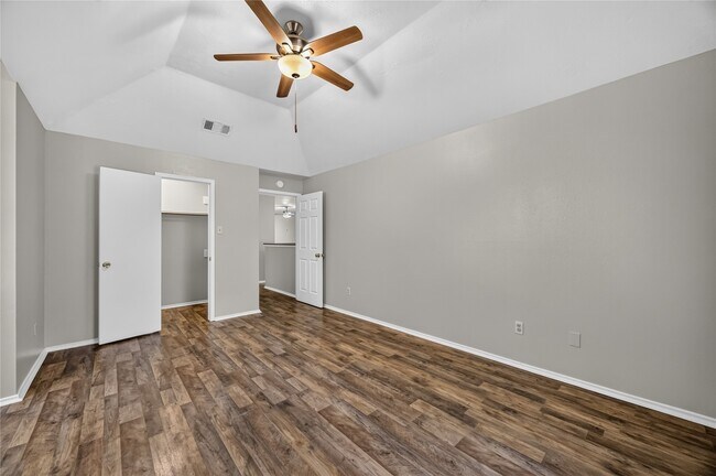 Building Photo - 13610 Repa Ln
