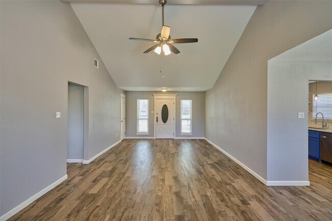 Building Photo - 29030 Deadwood Ln