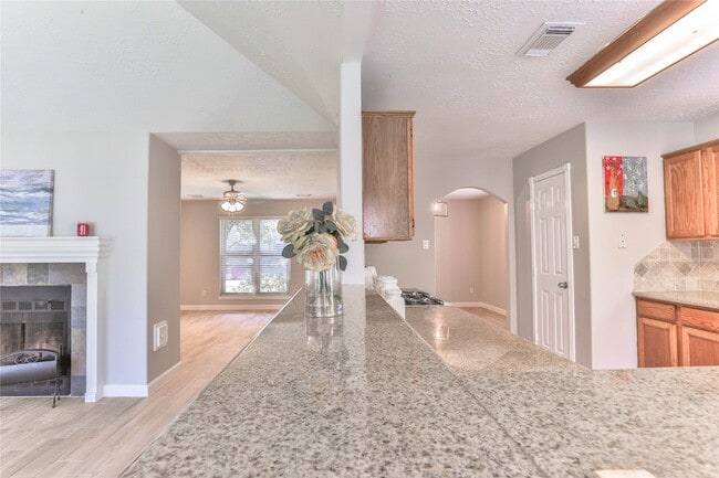 Building Photo - 7110 Yardley Dr