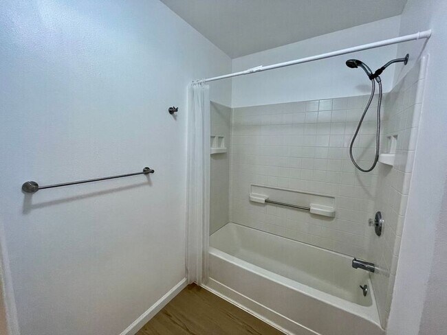 Building Photo - 95-1071-1071 Kaapeha St