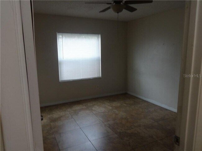 Building Photo - 9800 Turf Way