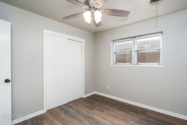 Building Photo - 3749 N 10th St