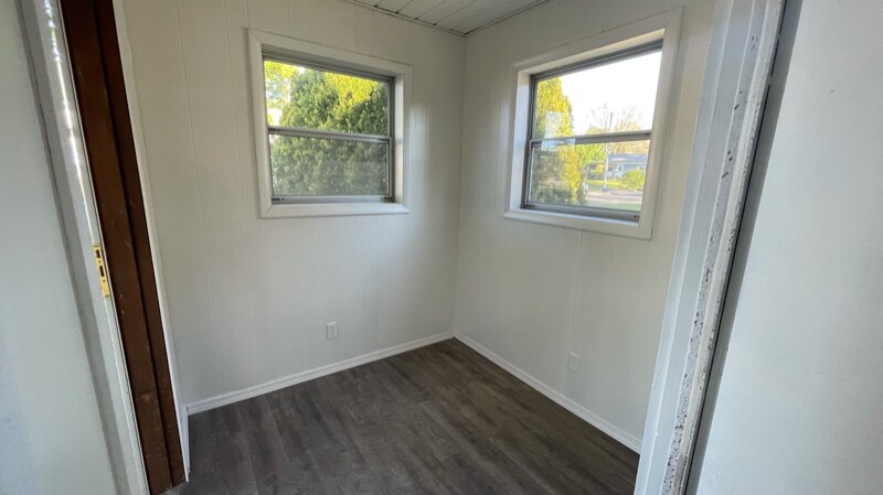 Building Photo - 415 N Washington St