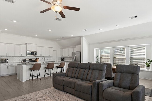 Building Photo - 19102 Brazos Bend Park Dr