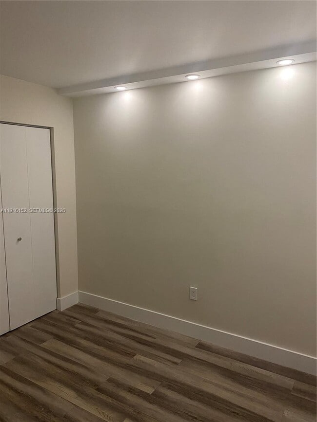 Building Photo - 2575 SW 27th Ave