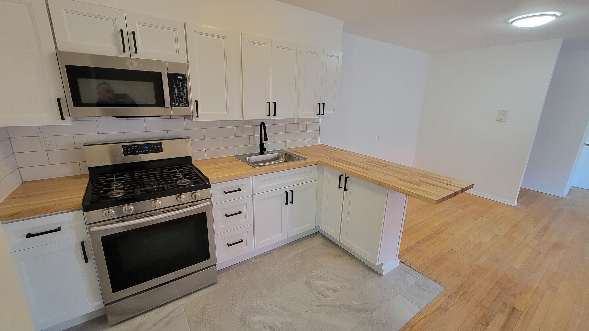 Building Photo - 204 Woodcliff Ave