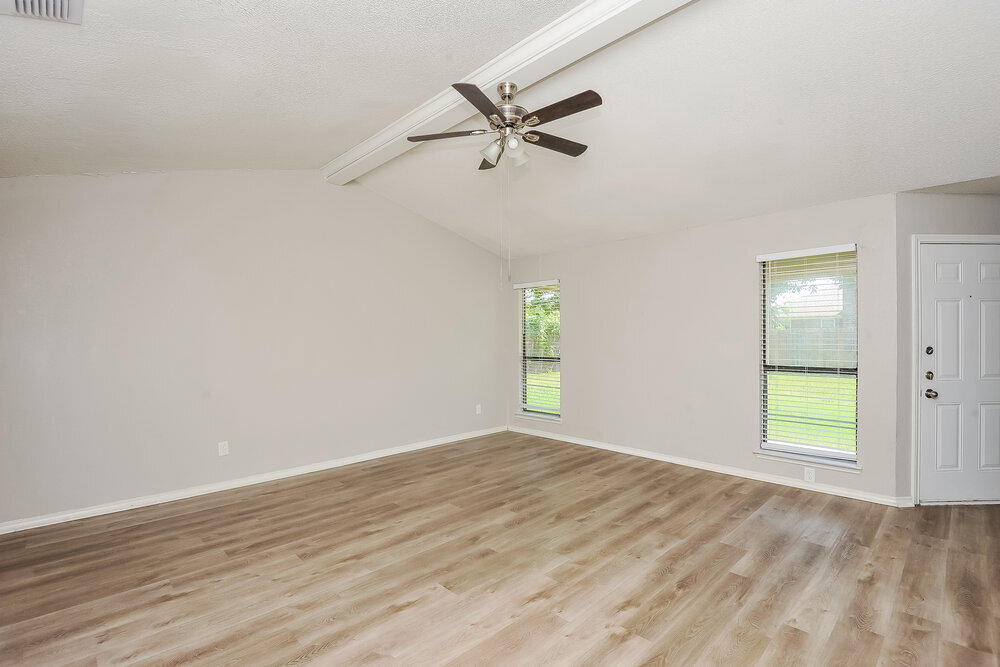 Building Photo - 6221 Valley Forge Ct