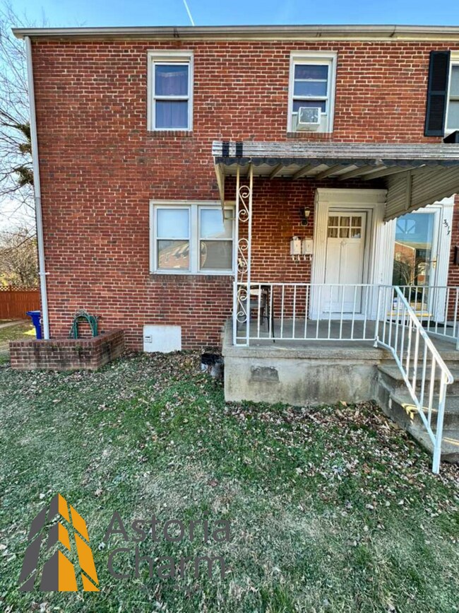 Building Photo - 3519 Rosekemp Ave