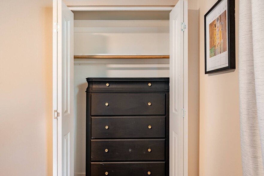 Bedroom 3 - 1104 E Campus Dr