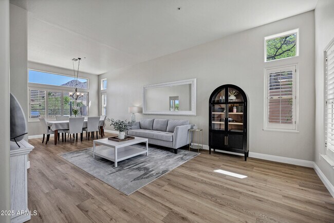 Building Photo - 13744 E Lupine Ave
