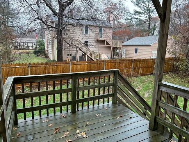 Building Photo - 1332 Plymouth St